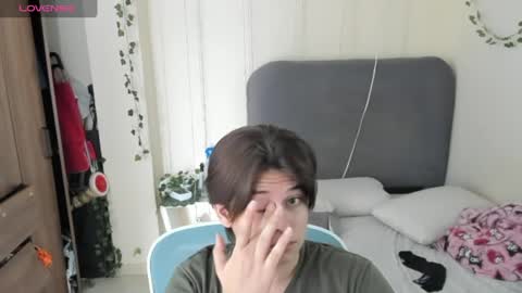 Snapshot of felix_leex chatting on May 19, 2026, 7:09 pm Felix leex online show from May 19, 2026, 7:09 pm