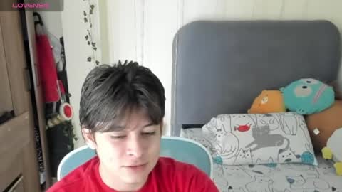 Snapshot of felix_leex chatting on June 9, 2026, 6:52 pm Felix leex online show from June 9, 2026, 6:52 pm