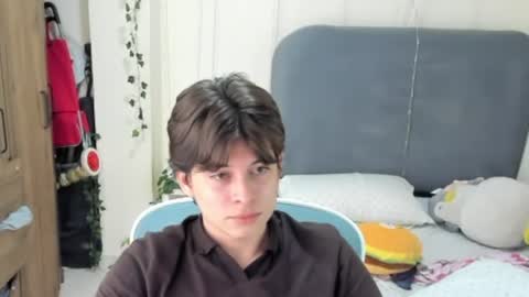 Snapshot of felix_leex chatting on June 22, 2026, 7:11 pm Felix leex online show from June 22, 2026, 7:11 pm