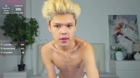 Felix online show from March 10, 2025, 4:49 am