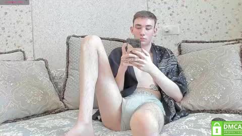 felixcurt online show from April 13, 2026, 7:58 am