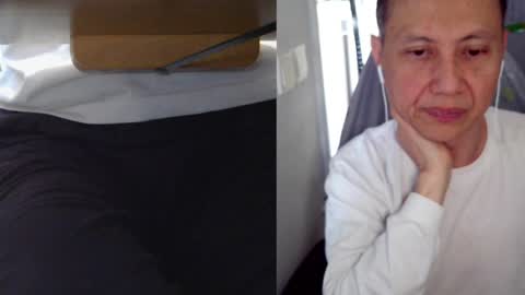 Snapshot of felixlau chatting on December 4, 2024, 2:20 am felixlau online show from December 4, 2024, 2:20 am