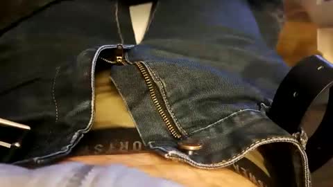 Snapshot of felixske chatting on December 27, 2024, 10:59 pm felixske online show from December 27, 2024, 10:59 pm