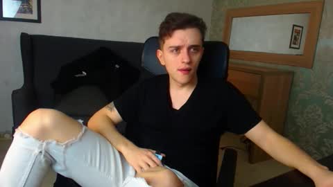 FelixStark online show from December 3, 2025, 4:53 am