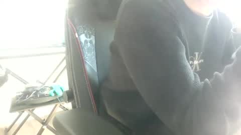 fem_alice_louis_dom online show from September 28, 2025, 11:26 am