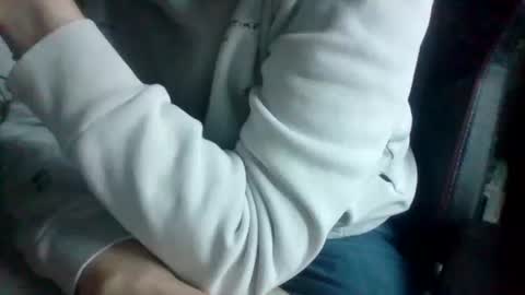 fem_alice_louis_dom online show from December 3, 2025, 2:26 pm