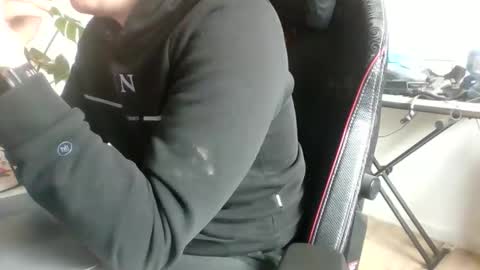 fem_alice_louis_dom online show from February 2, 2026, 1:21 pm