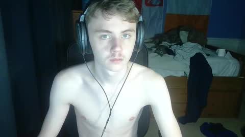 femboyangel online show from January 27, 2025, 3:15 am