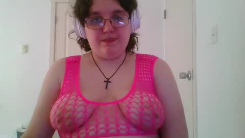 femcelsam online show from August 4, 2026, 10:45 pm