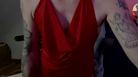 Snapshot of femme_mystique chatting on October 18, 2025, 9:21 am femme_mystique online show from October 18, 2025, 9:21 am