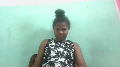 fenou122745 online show from September 23, 2025, 8:01 pm