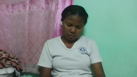 Snapshot of fenou122745 chatting on February 9, 2026, 6:23 pm fenou122745 online show from February 9, 2026, 6:23 pm