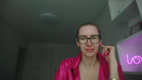 Snapshot of feraliss chatting on April 14, 2026, 10:10 am feraliss online show from April 14, 2026, 10:10 am
