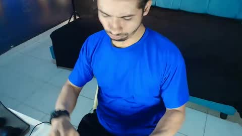 fermingomez1 online show from February 10, 2026, 12:59 am