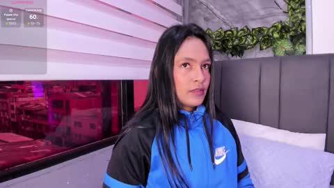 fernanda_liie_ online show from November 24, 2025, 11:43 am