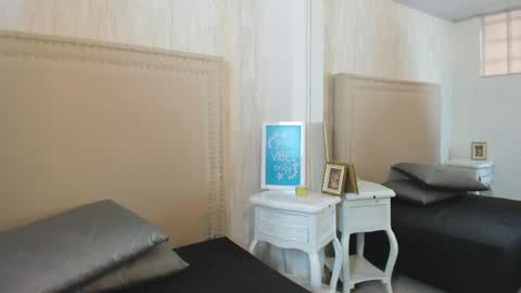 Fernanda  online show from April 20, 2026, 7:04 pm