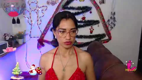 FernandaEloisa online show from December 28, 2024, 10:34 pm