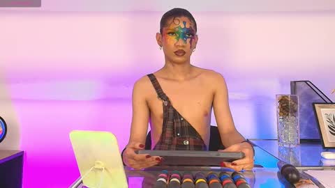 fernanda online show from March 29, 2026, 3:39 am