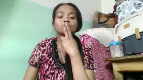 fetranialdy online show from October 12, 2025, 5:06 am