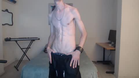 Snapshot of feuerfree chatting on February 28, 2025, 9:04 am FeuerHeat online show from February 28, 2025, 9:04 am