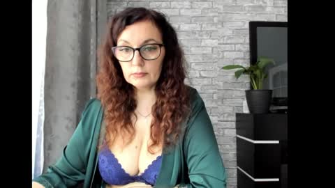 Snapshot of fey_bb chatting on January 31, 2025, 4:03 am Milana online show from January 31, 2025, 4:03 am