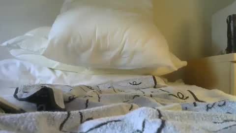 fffffwwwqqq online show from September 15, 2025, 12:16 pm