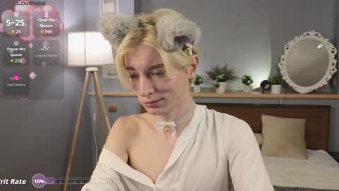 Thomas online show from October 15, 2025, 8:20 pm