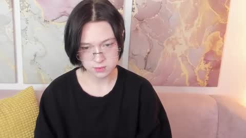 fiamoory online show from February 28, 2026, 2:45 am