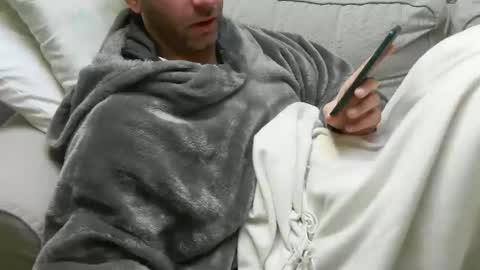 Fid online show from December 3, 2025, 9:40 am