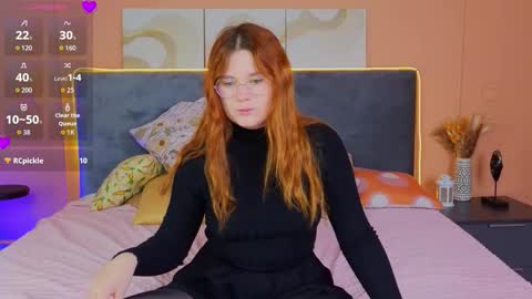 Mabel online show from September 21, 2025, 4:03 am