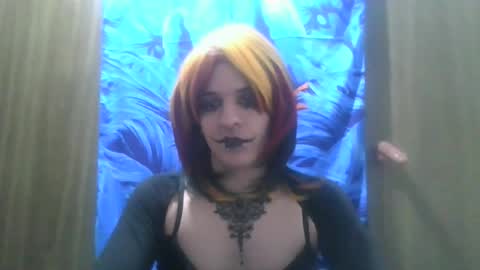 Laven online show from July 26, 2026, 4:42 am