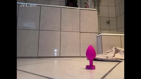 Fighter996 online show from February 13, 2025, 6:41 am