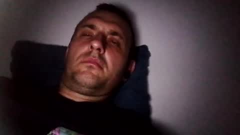 Snapshot of figonik chatting on January 16, 2025, 9:19 pm Nick online show from January 16, 2025, 9:19 pm