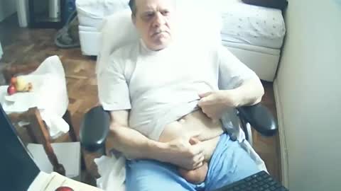 Snapshot of filhober chatting on January 11, 2025, 1:43 pm filhober online show from January 11, 2025, 1:43 pm