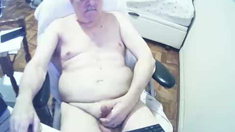 Snapshot of filhober chatting on February 26, 2025, 6:11 pm filhober online show from February 26, 2025, 6:11 pm