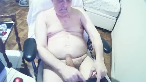 Snapshot of filhober chatting on March 4, 2025, 1:01 am filhober online show from March 4, 2025, 1:01 am