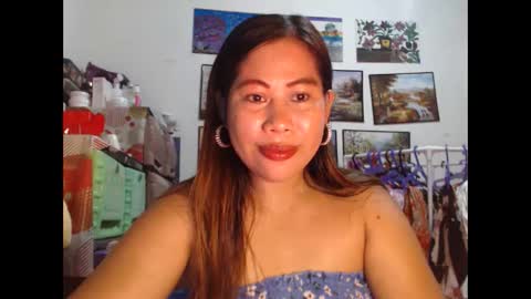 filipina beauty. online show from October 22, 2025, 8:52 pm