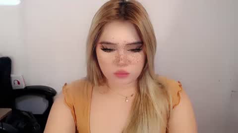 Snapshot of filipina_slutty69xxx chatting on September 19, 2025, 2:35 am Angela DONT FORGET TO FOLLOW AND GIVE ME APPRECIATION online show from September 19, 2025, 2:35 am