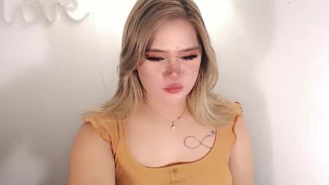 Snapshot of filipina_slutty69xxx chatting on October 25, 2025, 5:37 am Angela DONT FORGET TO FOLLOW AND GIVE ME APPRECIATION online show from October 25, 2025, 5:37 am