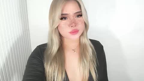 Snapshot of filipina_slutty69xxx chatting on December 2, 2025, 4:51 am Angela DONT FORGET TO FOLLOW AND GIVE ME APPRECIATION online show from December 2, 2025, 4:51 am