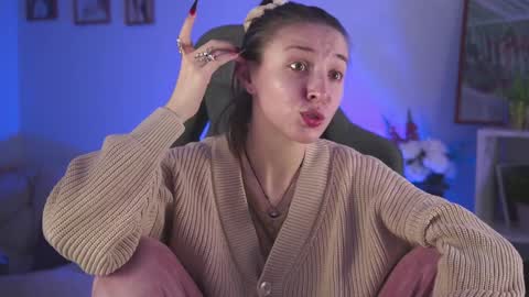 Snapshot of filipinaadams chatting on December 12, 2024, 9:19 am cap and Lana  online show from December 12, 2024, 9:19 am