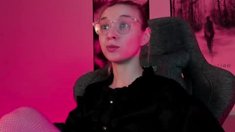 Snapshot of filipinaadams chatting on March 7, 2025, 2:15 am cap and Lana  online show from March 7, 2025, 2:15 am