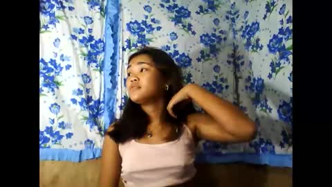 Snapshot of filipinagirl_18 chatting on April 1, 2026, 8:28 pm filipinagirl_18 online show from April 1, 2026, 8:28 pm