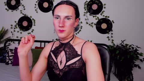 Honey Ill be waiting for you Tue Wed Thu Fri Sat Sun 10am-5pm online show from February 2, 2025, 12:02 pm