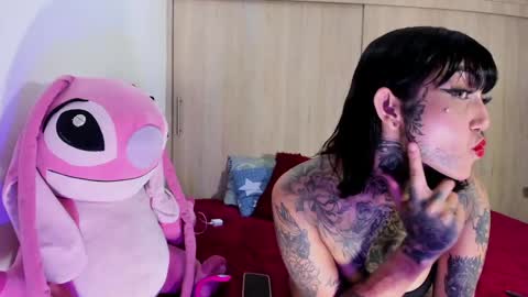 Snapshot of filletatouee chatting on November 25, 2025, 8:42 pm filletatouee online show from November 25, 2025, 8:42 pm