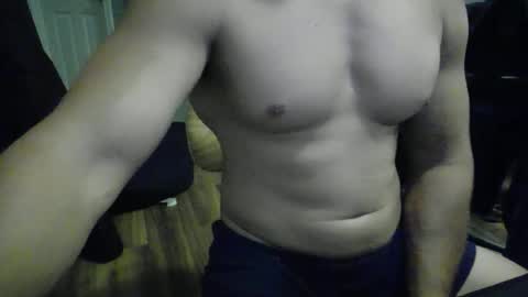 Snapshot of fin4lfinish chatting on June 17, 2026, 10:43 pm fin4lfinish online show from June 17, 2026, 10:43 pm