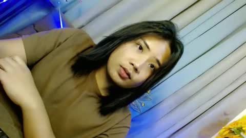 Cassandra Madrigal online show from April 3, 2026, 12:25 pm