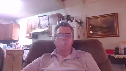 Snapshot of finderfiner chatting on May 29, 2026, 11:58 pm finderfiner online show from May 29, 2026, 11:58 pm