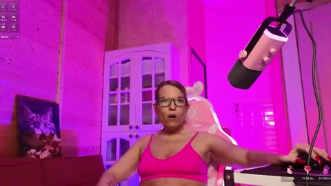 Lady online show from April 30, 2026, 4:24 pm