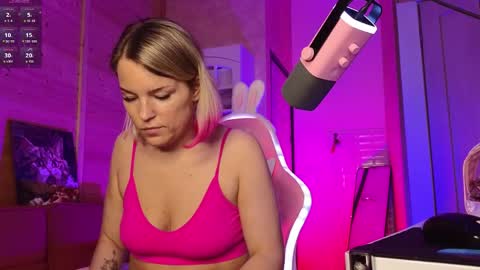 Lady online show from May 27, 2026, 4:48 pm